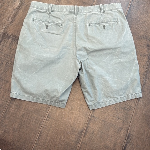 EXPRESS MEN SHORTS SIZE 38. - Picture 8 of 9
